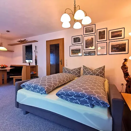 Alexandra Apartment